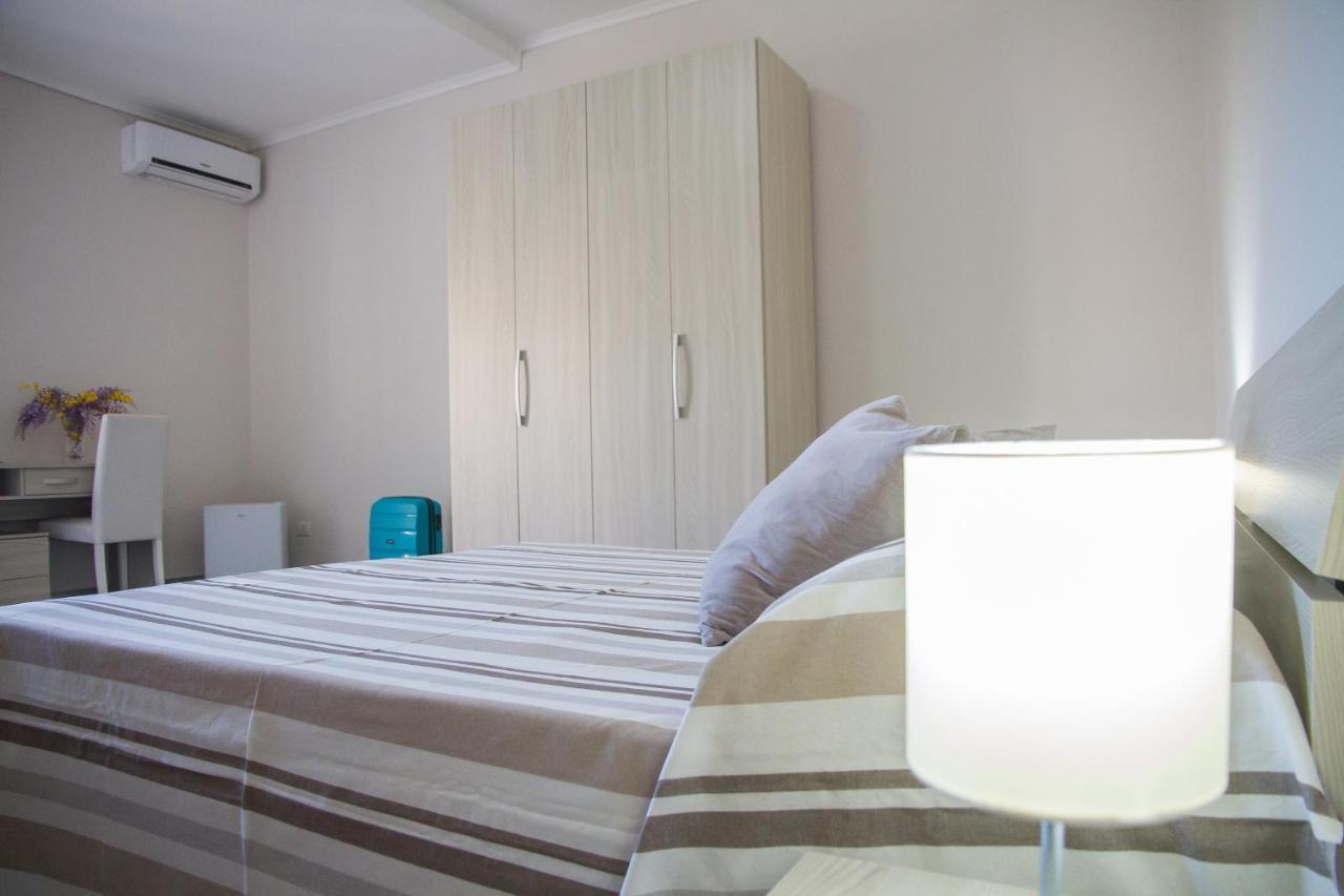Bluriva Hotel Cirò Marina Eksteriør bilde